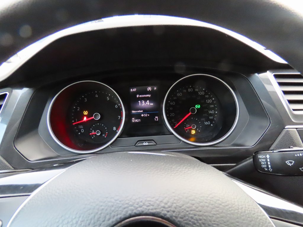 Used 2018 Volkswagen Tiguan S image 32