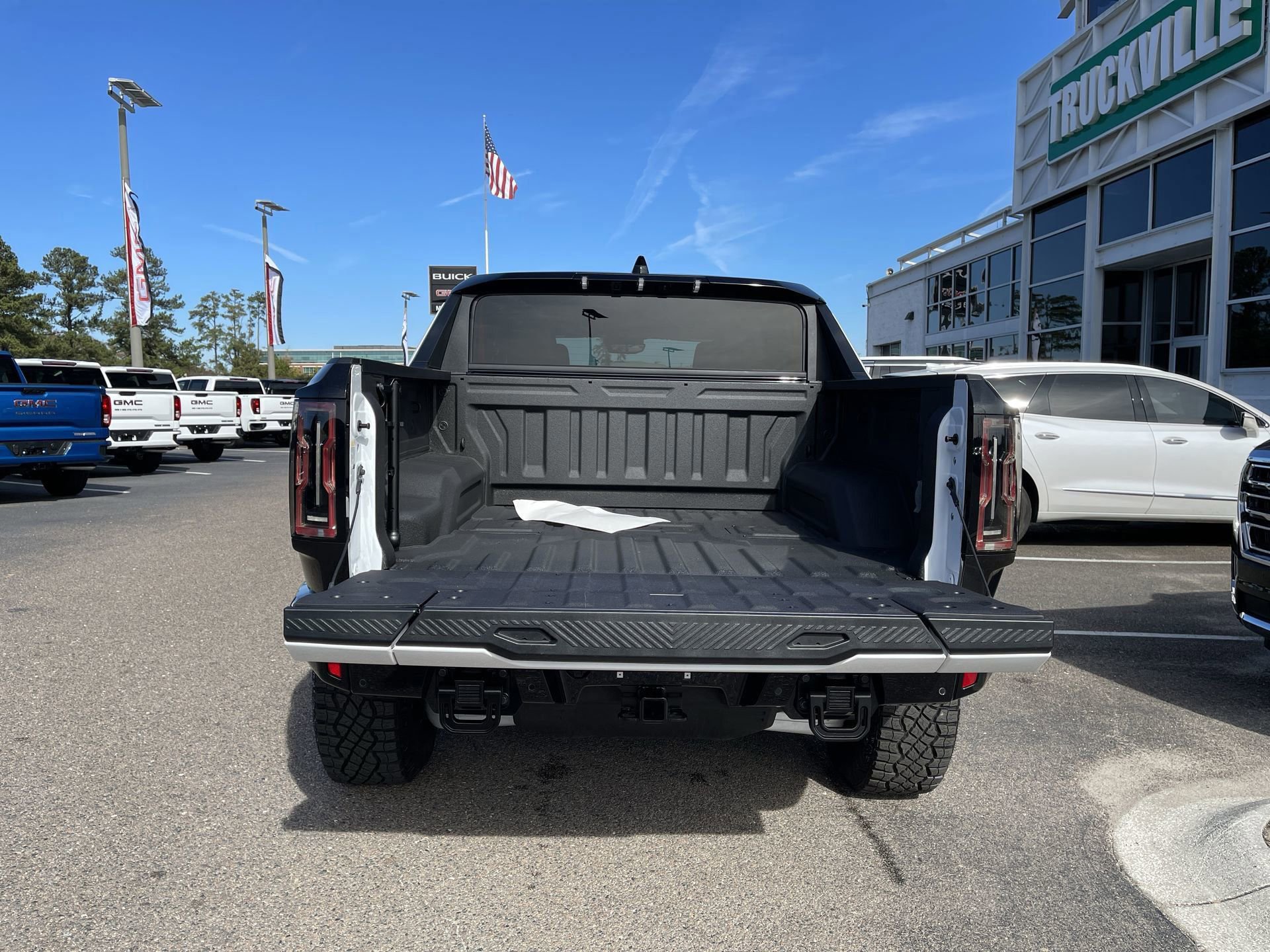 Used 2022 GMC Hummer EV Edition 1 image 26