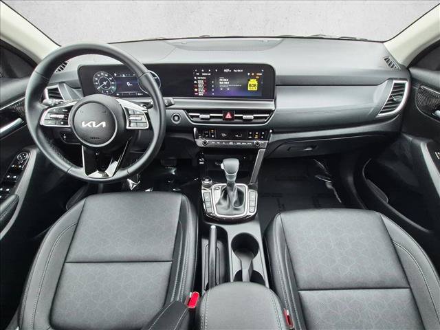 Used 2026 Kia Seltos EX FWD image 19