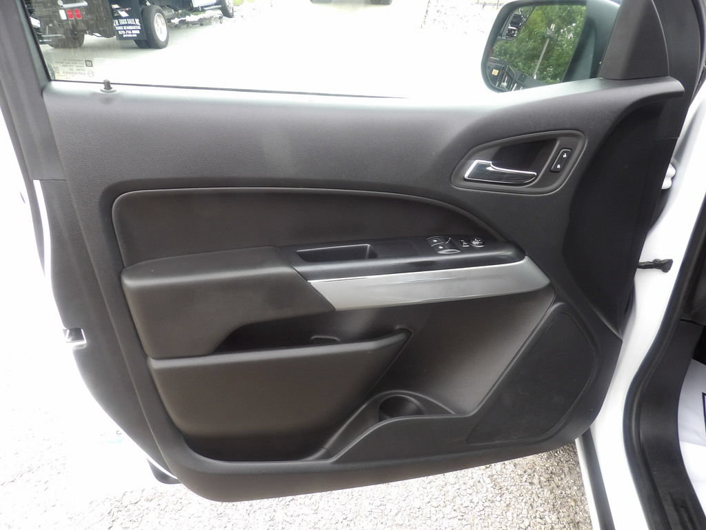 Used 2022 Chevrolet Colorado LT AWD/4WD image 14