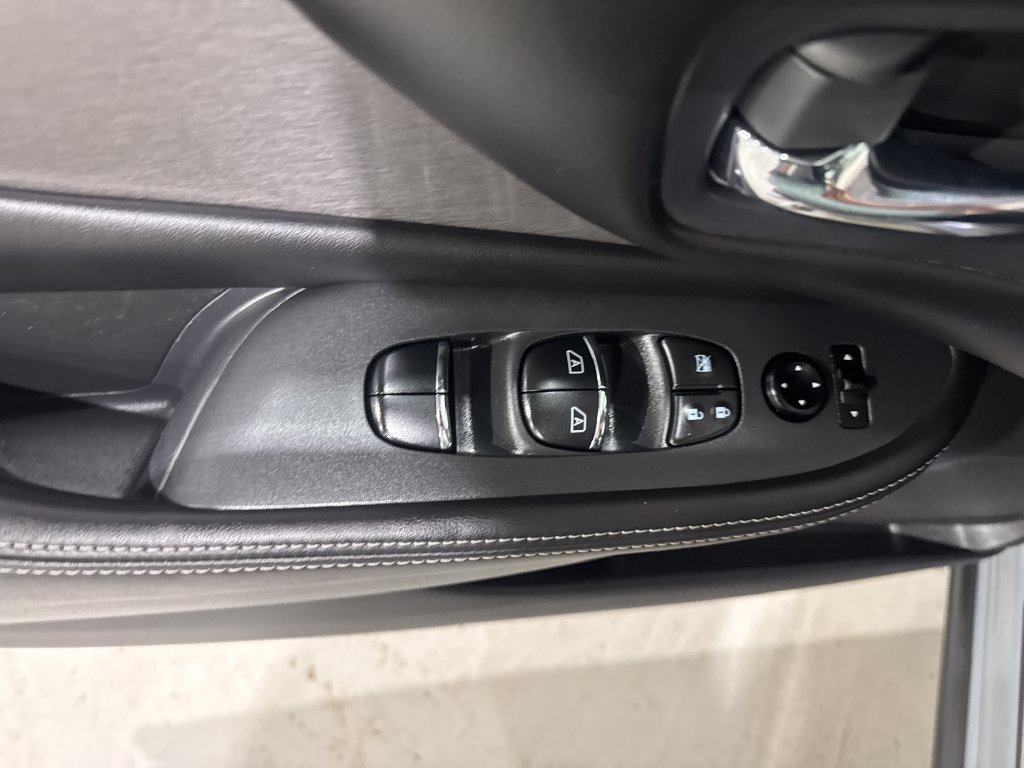Used 2021 Nissan Murano SL AWD/4WD image 18
