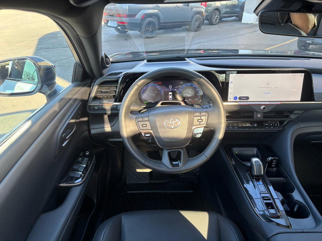 Used 2025 Toyota Crown Platinum image 18