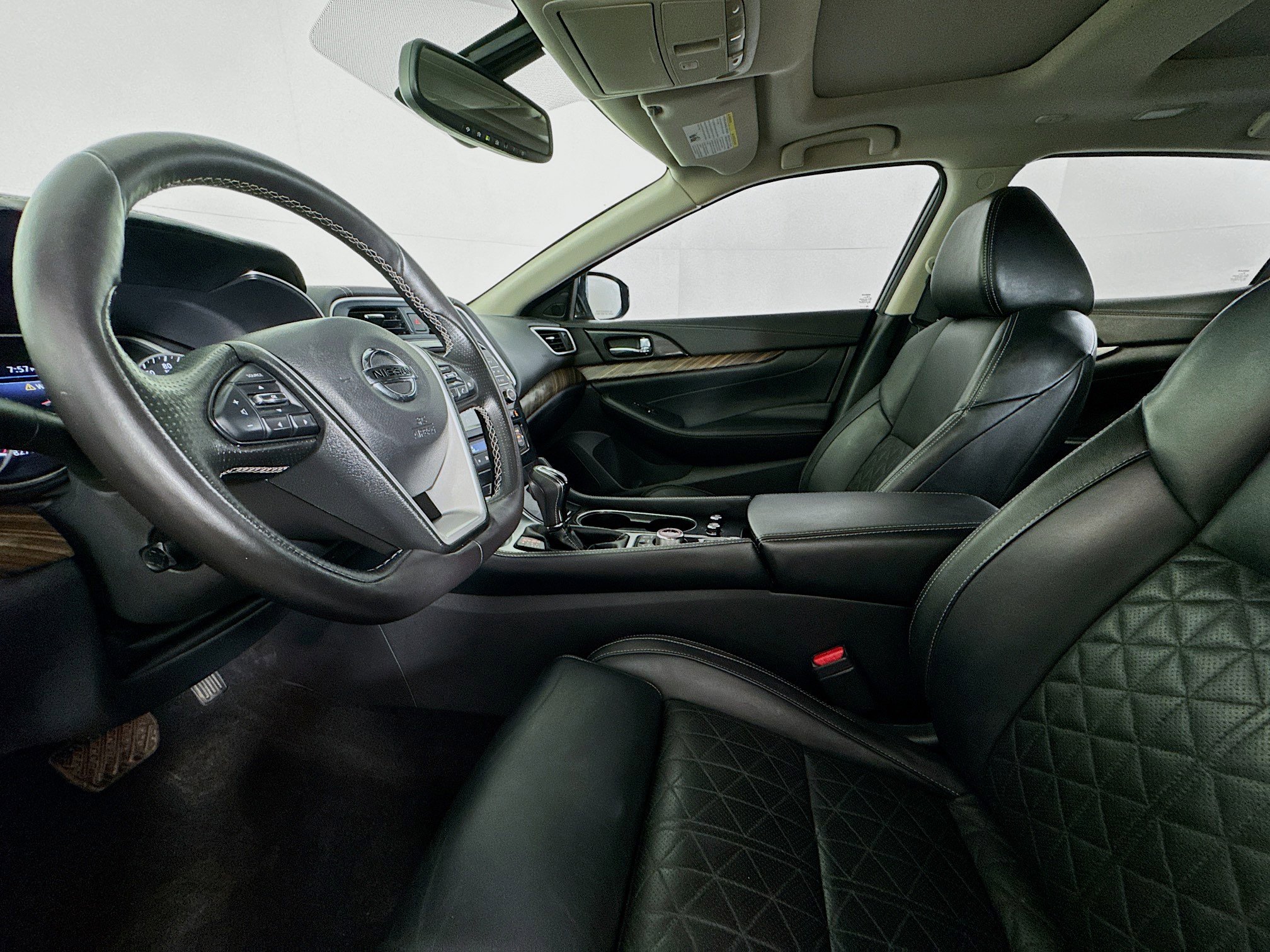 Used 2016 Nissan Maxima Platinum image 21