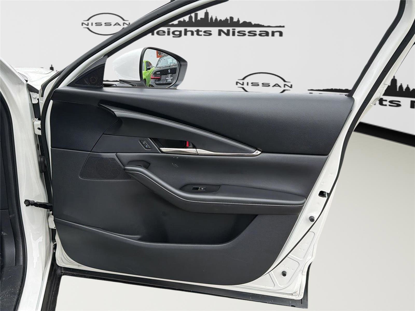 Used 2025 MAZDA CX-30 AWD 2.5 S w/ Preferred Package image 31