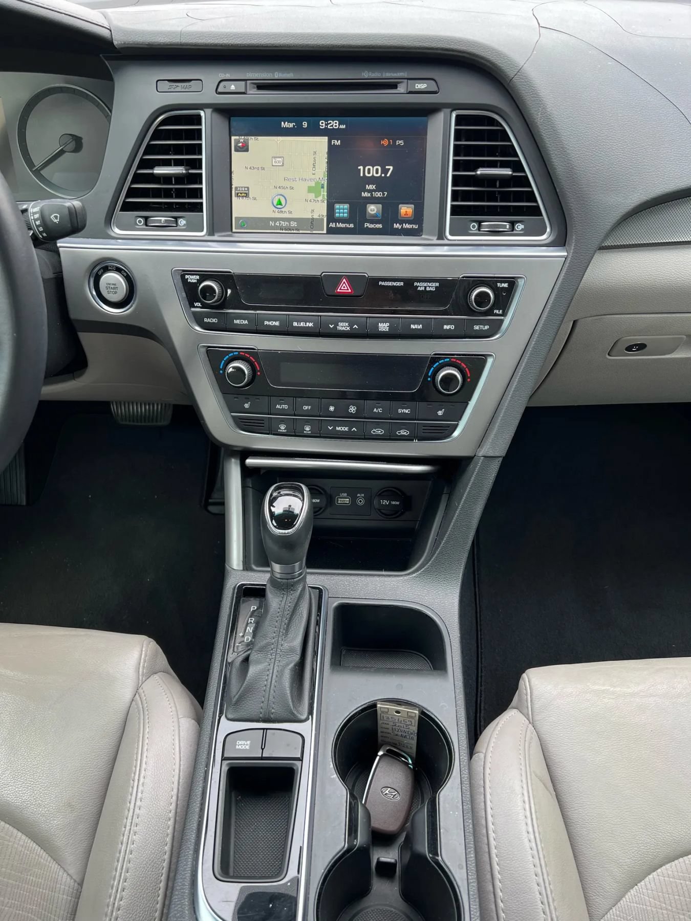 Used 2015 Hyundai Sonata Sport w/ Option Group 04 FWD image 12