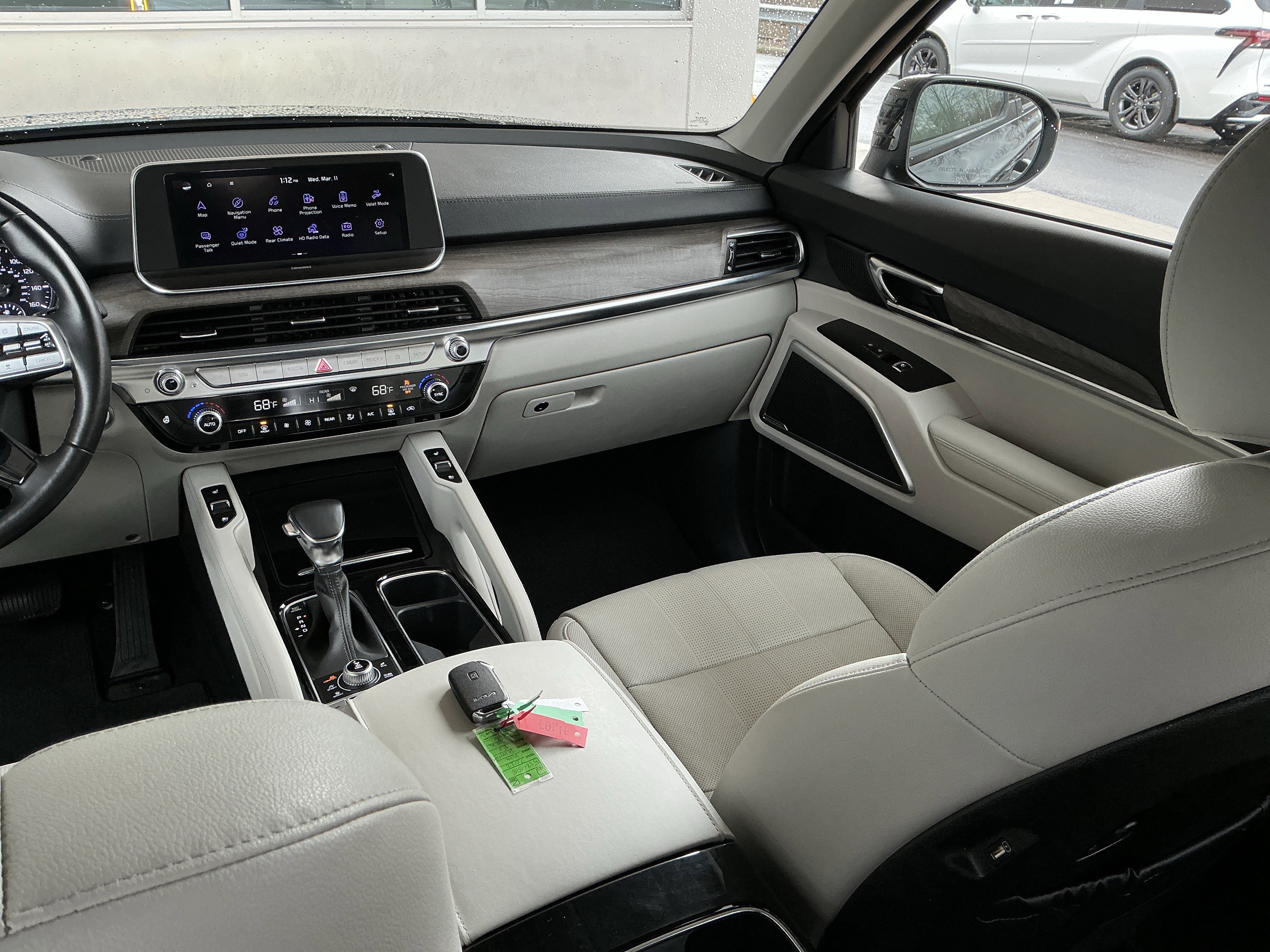 Used 2022 Kia Telluride EX w/ EX Premium Package image 16