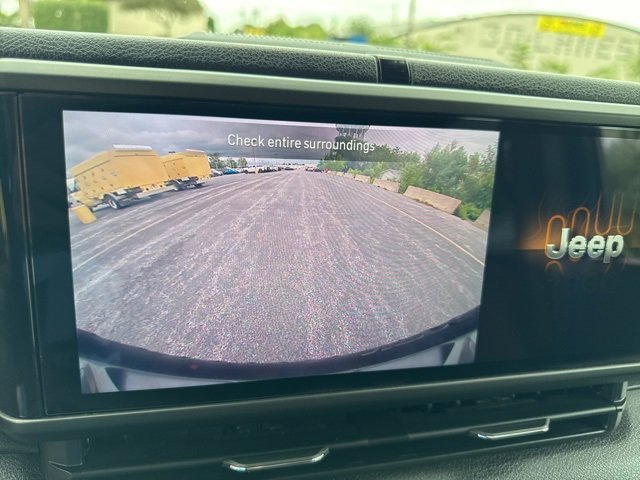 Used 2024 Jeep Wrangler Sport S image 34