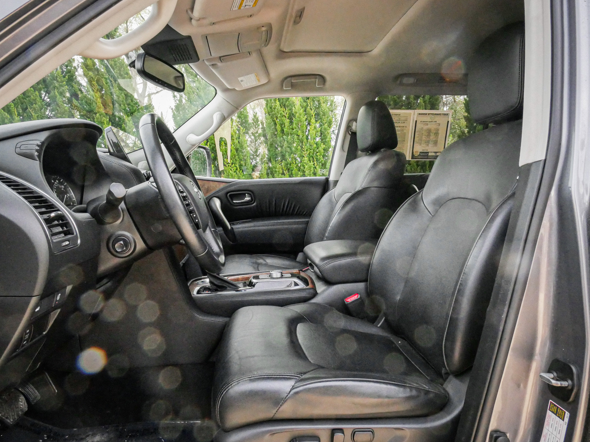 Used 2022 Nissan Armada SL image 16