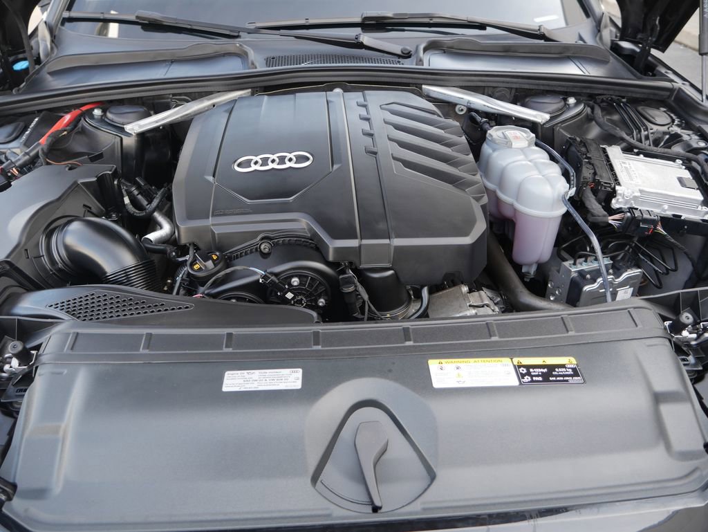 Used 2023 Audi A4 2.0T Premium w/ Convenience Package image 11
