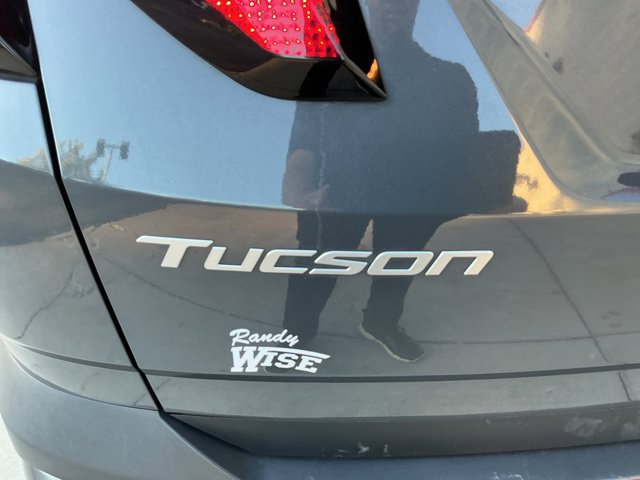 Certified 2025 Hyundai Tucson SEL AWD/4WD image 32