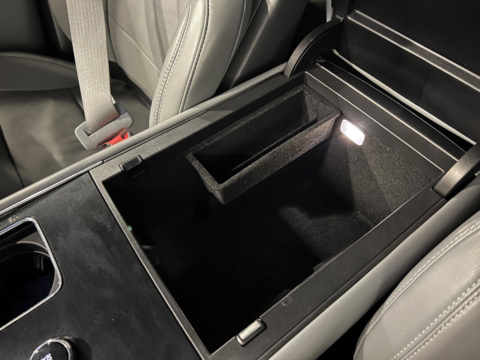 Used 2020 Lincoln Aviator Reserve w/ Equipment Group 202A image 22