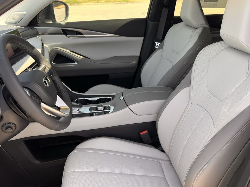New 2027 INFINITI QX60 Luxe FWD image 21