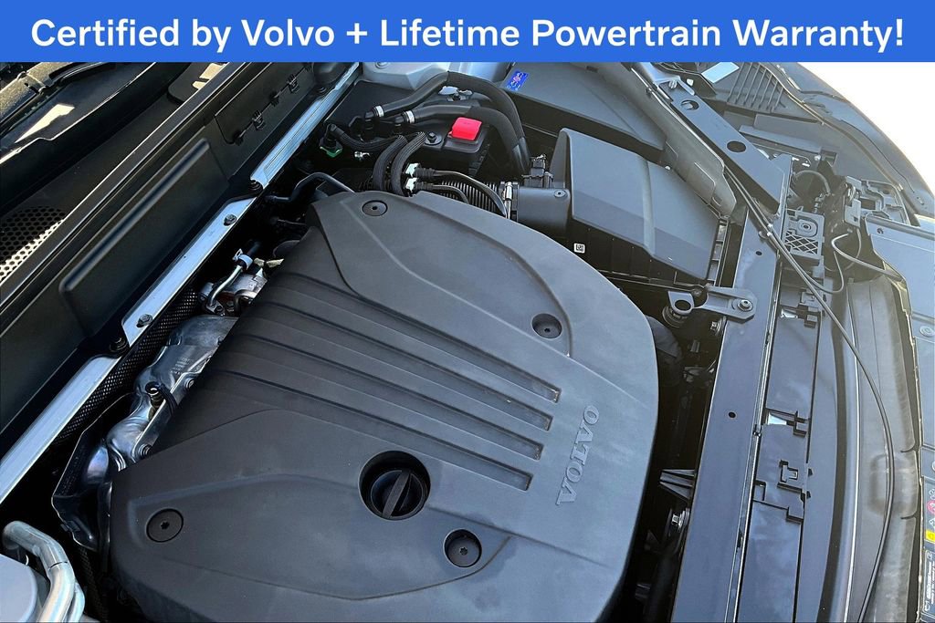 Used 2023 Volvo XC60 B5 Core image 42