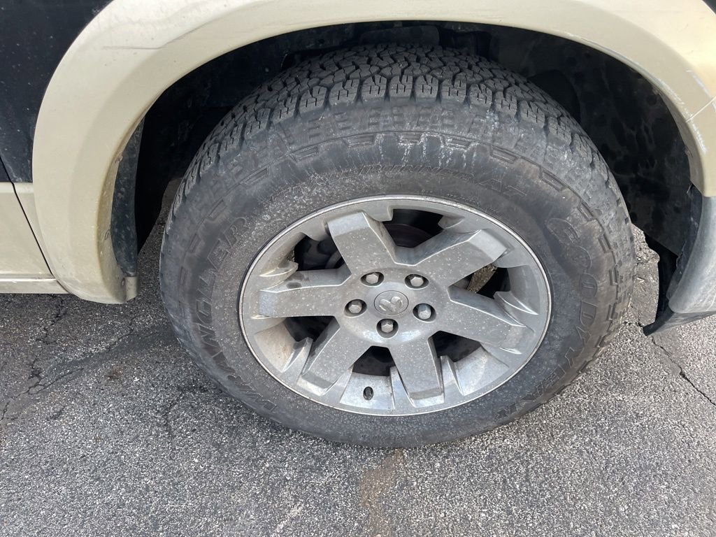 Used 2011 RAM 1500 Laramie w/ Protection Group image 12