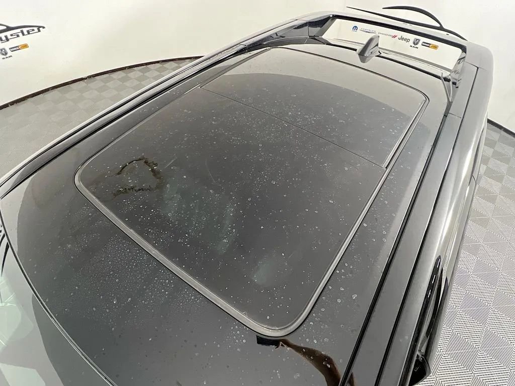 Used 2025 Jeep Wagoneer S Limited image 24