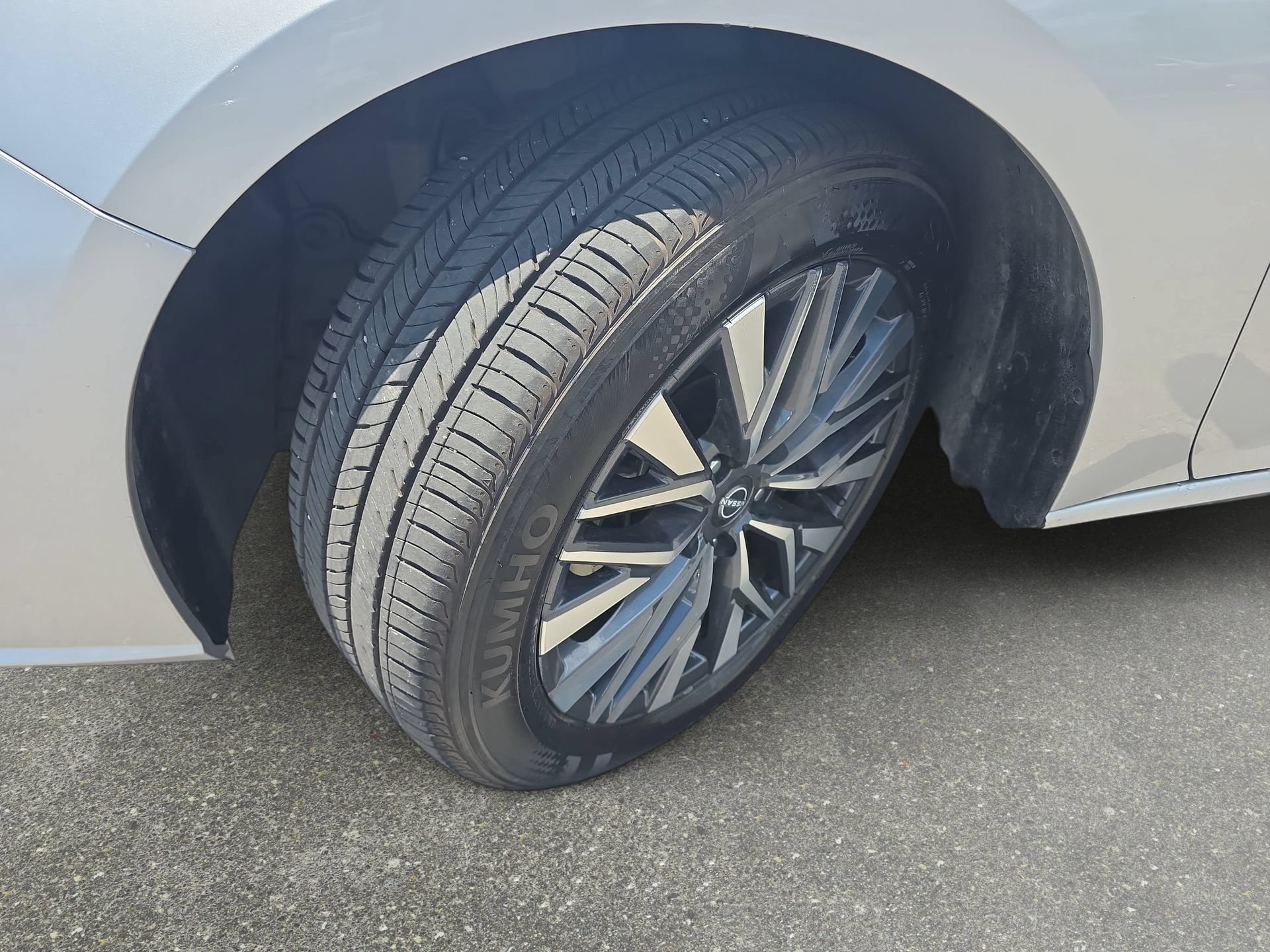 Used 2026 Nissan Altima 2.5 SV AWD/4WD image 29