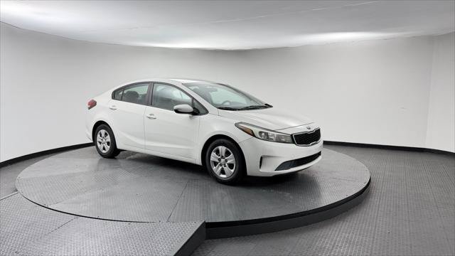 Used 2017 Kia Forte LX FWD image 9