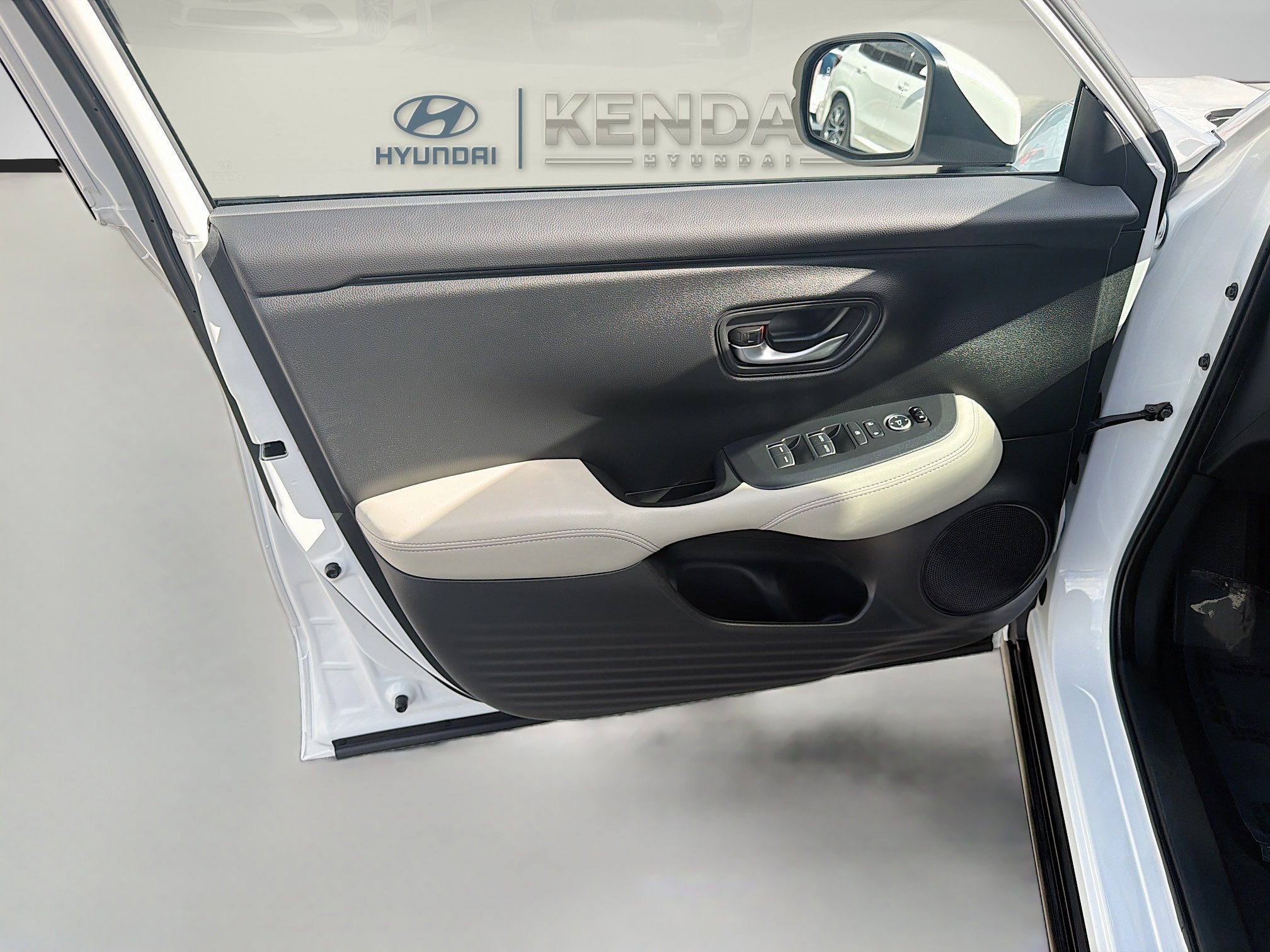 Used 2024 Honda HR-V EX-L image 16