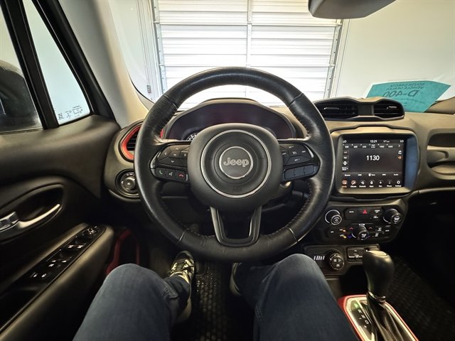 Used 2022 Jeep Renegade Trailhawk w/ Trailer Tow Group image 17