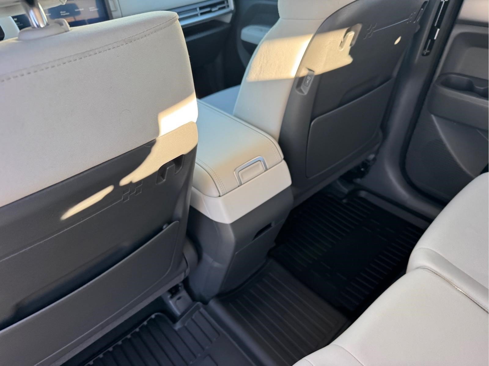 Certified 2026 Hyundai Santa Fe SE AWD/4WD image 15