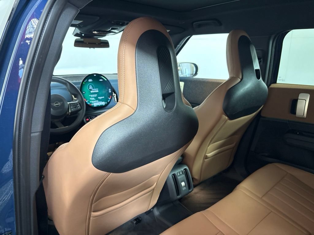 Certified 2025 MINI Cooper Countryman SE w/ Comfort Package Max AWD/4WD image 26
