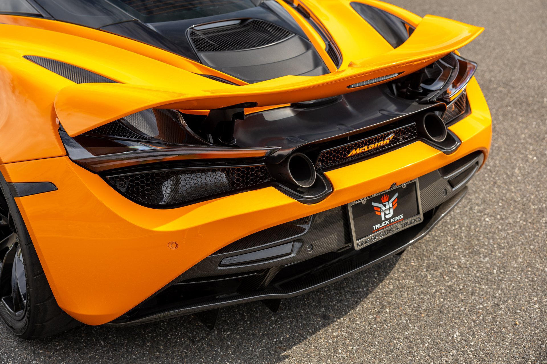Used 2019 McLaren 720S RWD image 34