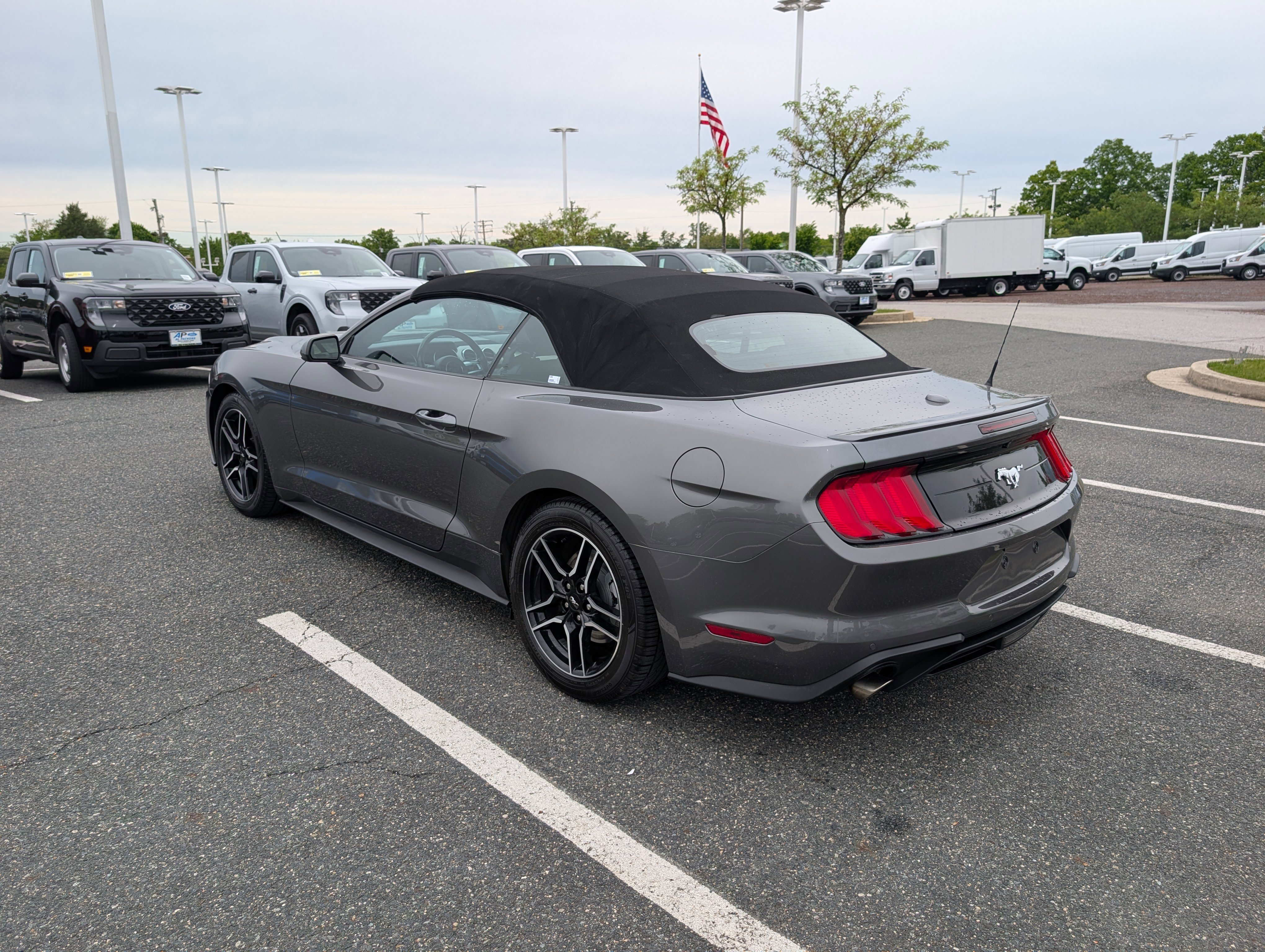 Used 2023 Ford Mustang Premium RWD image 5