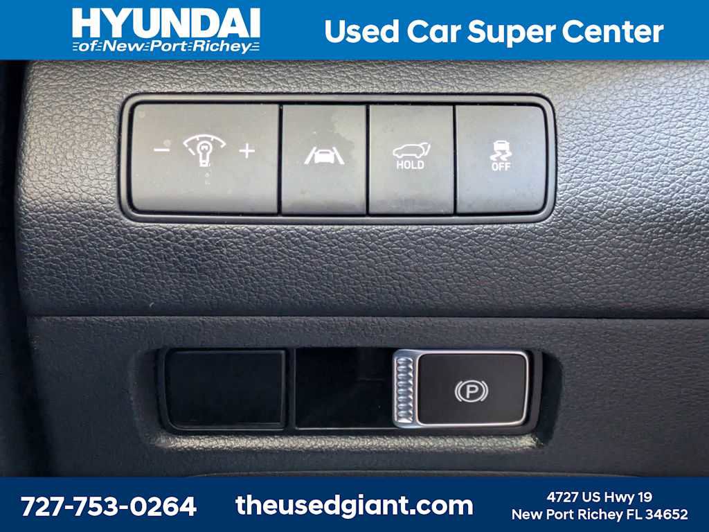 Used 2023 Hyundai Santa Fe SEL AWD/4WD image 32