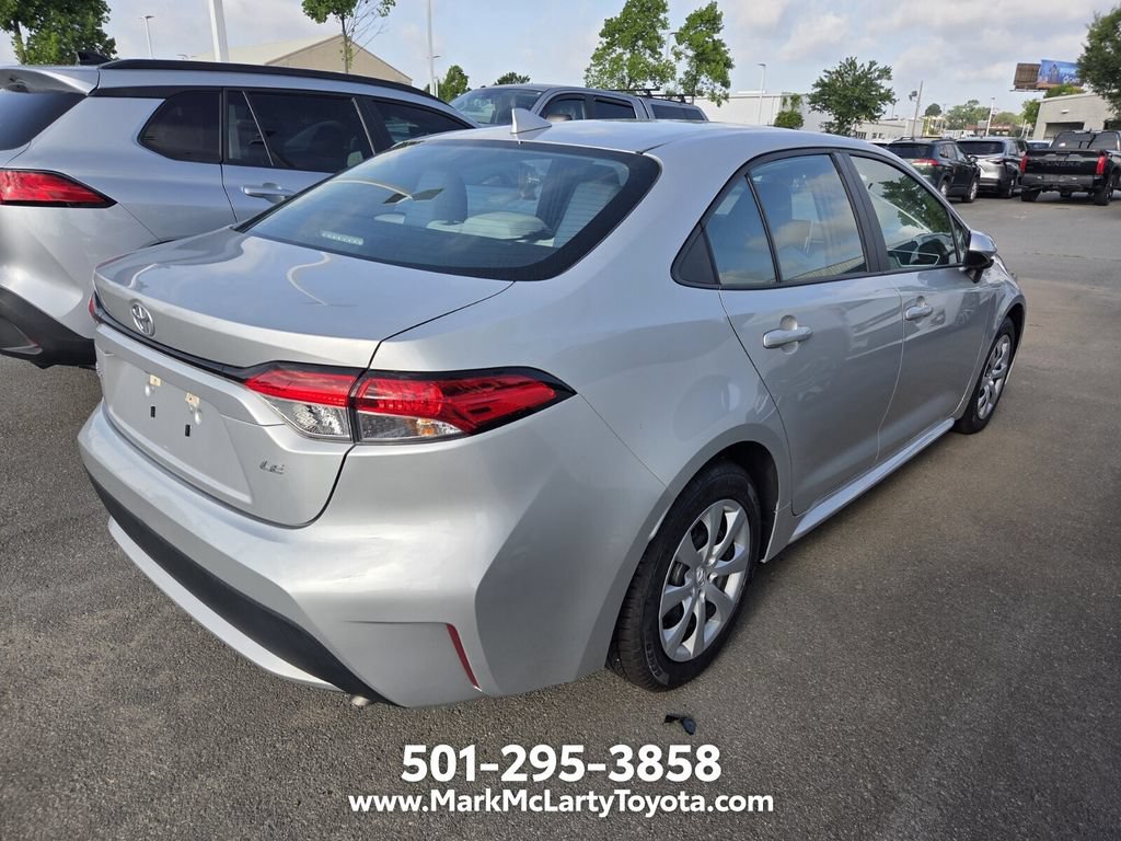 Used 2020 Toyota Corolla LE FWD image 10