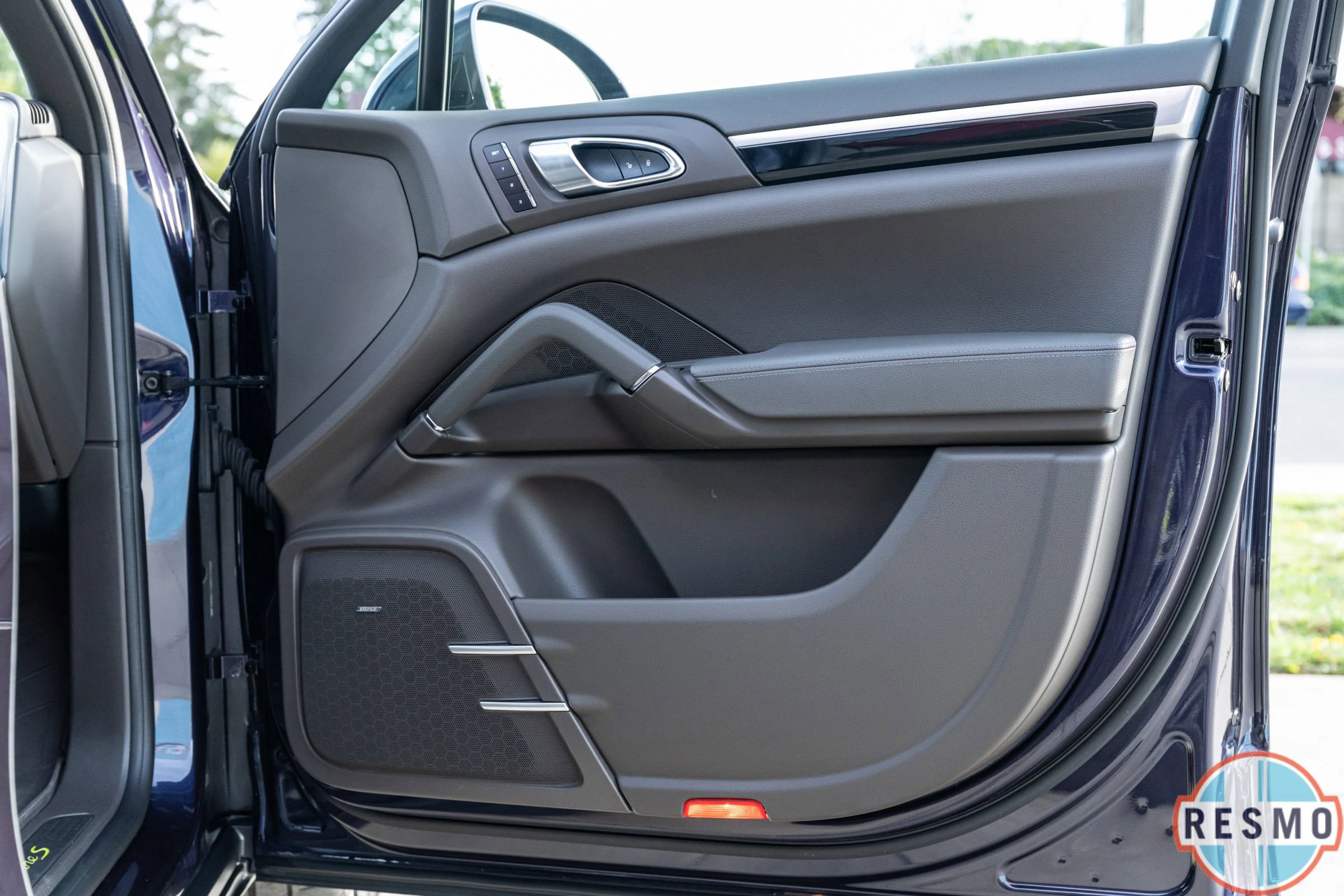 Used 2017 Porsche Cayenne S image 35