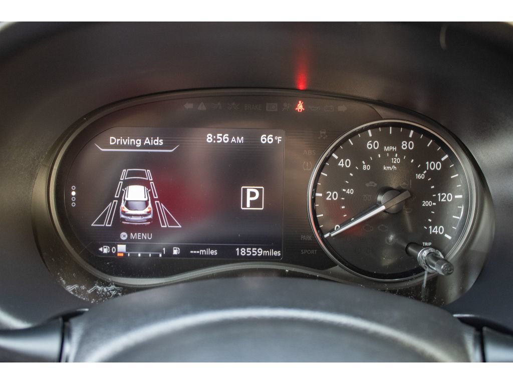 Used 2024 Nissan Kicks SR FWD image 35