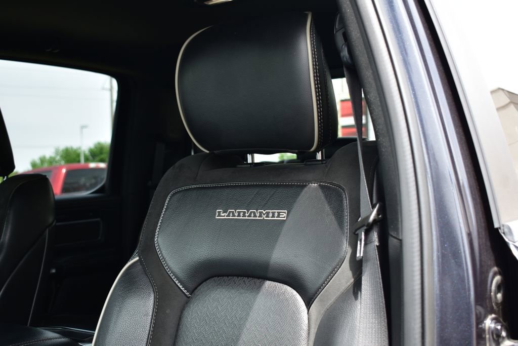 Used 2019 RAM 1500 Laramie AWD/4WD image 21