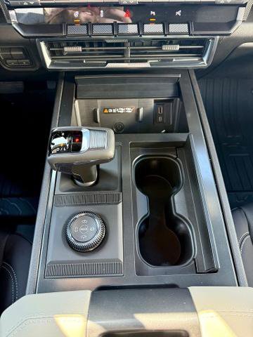 New 2026 GMC Hummer EV SUV AWD/4WD image 14