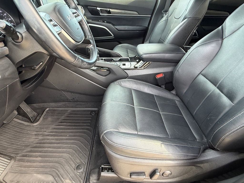Used 2022 Kia Telluride EX w/ EX Premium Package FWD image 12