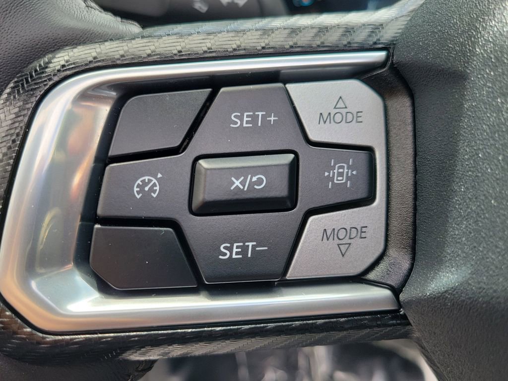 Used 2025 Ford Mustang Premium image 30