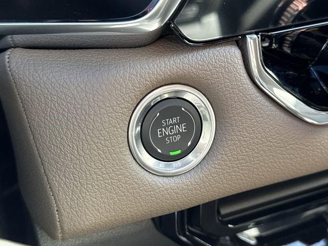 New 2026 GMC Canyon Denali image 17