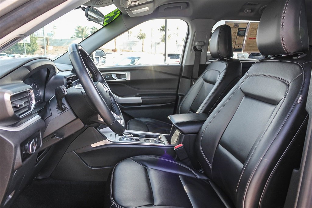 Used 2023 Ford Explorer XLT w/ Equipment Group 202A image 22