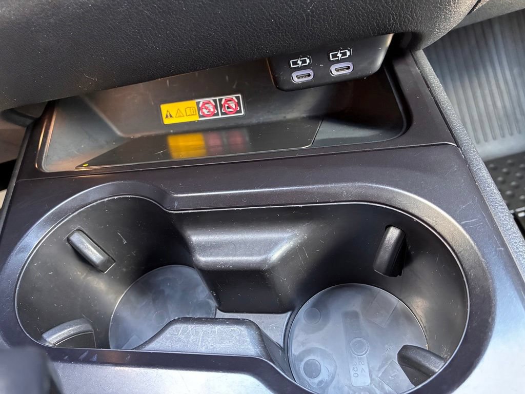Used 2023 Lexus UX 250h AWD w/ Accessory Package (Z2) image 36