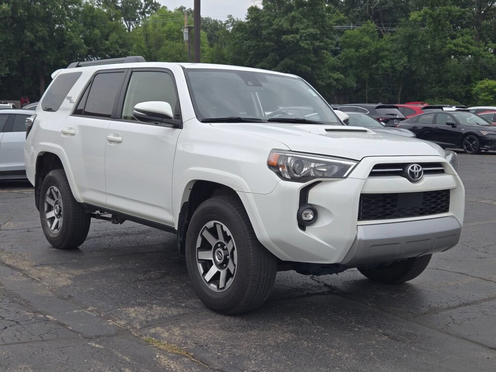 Used 2023 Toyota 4Runner TRD Off-Road Premium w/ Moonroof Package AWD/4WD image 5