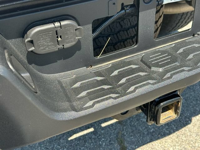 Certified 2023 Toyota Tacoma TRD Off-Road w/ Black Out Package (TMS) AWD/4WD image 35