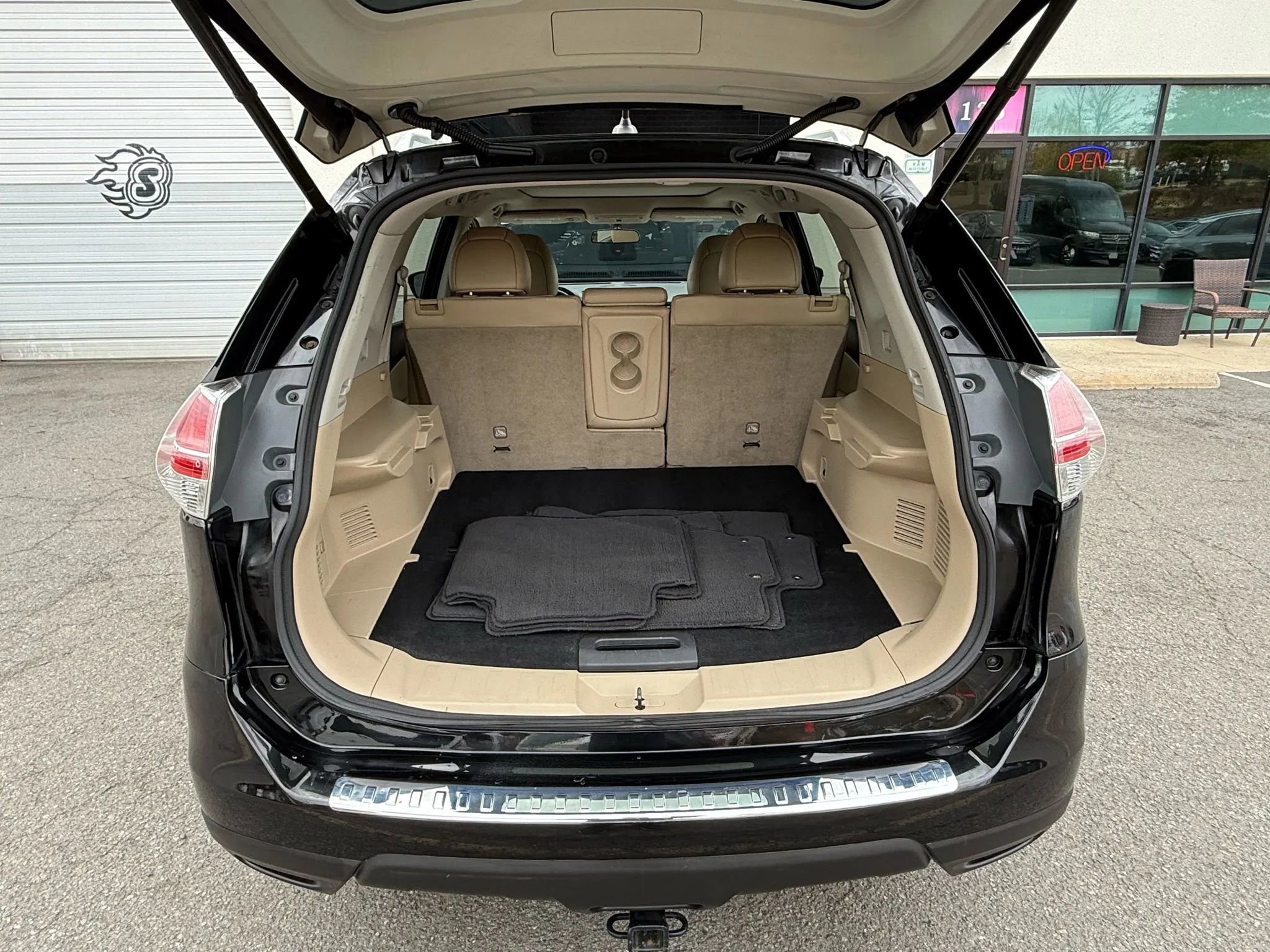 Used 2016 Nissan Rogue SL w/ SL Premium Package image 24