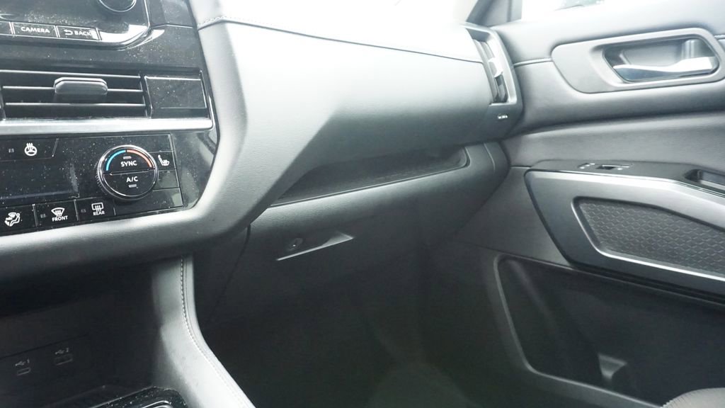 Used 2023 Nissan Pathfinder SL image 37