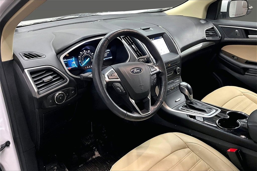 Used 2018 Ford Edge SEL w/ Equipment Group 201A image 7
