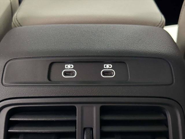 Used 2025 Audi Q5 Premium w/ Convenience Package AWD/4WD image 12