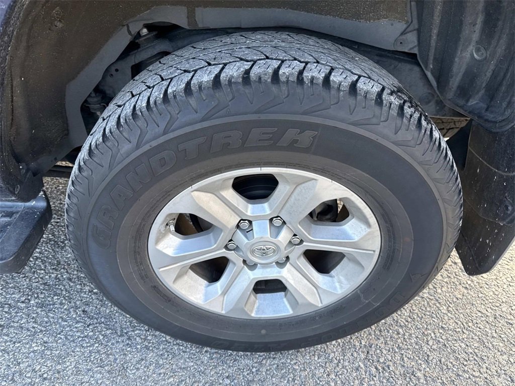 Certified 2021 Toyota 4Runner SR5 image 12