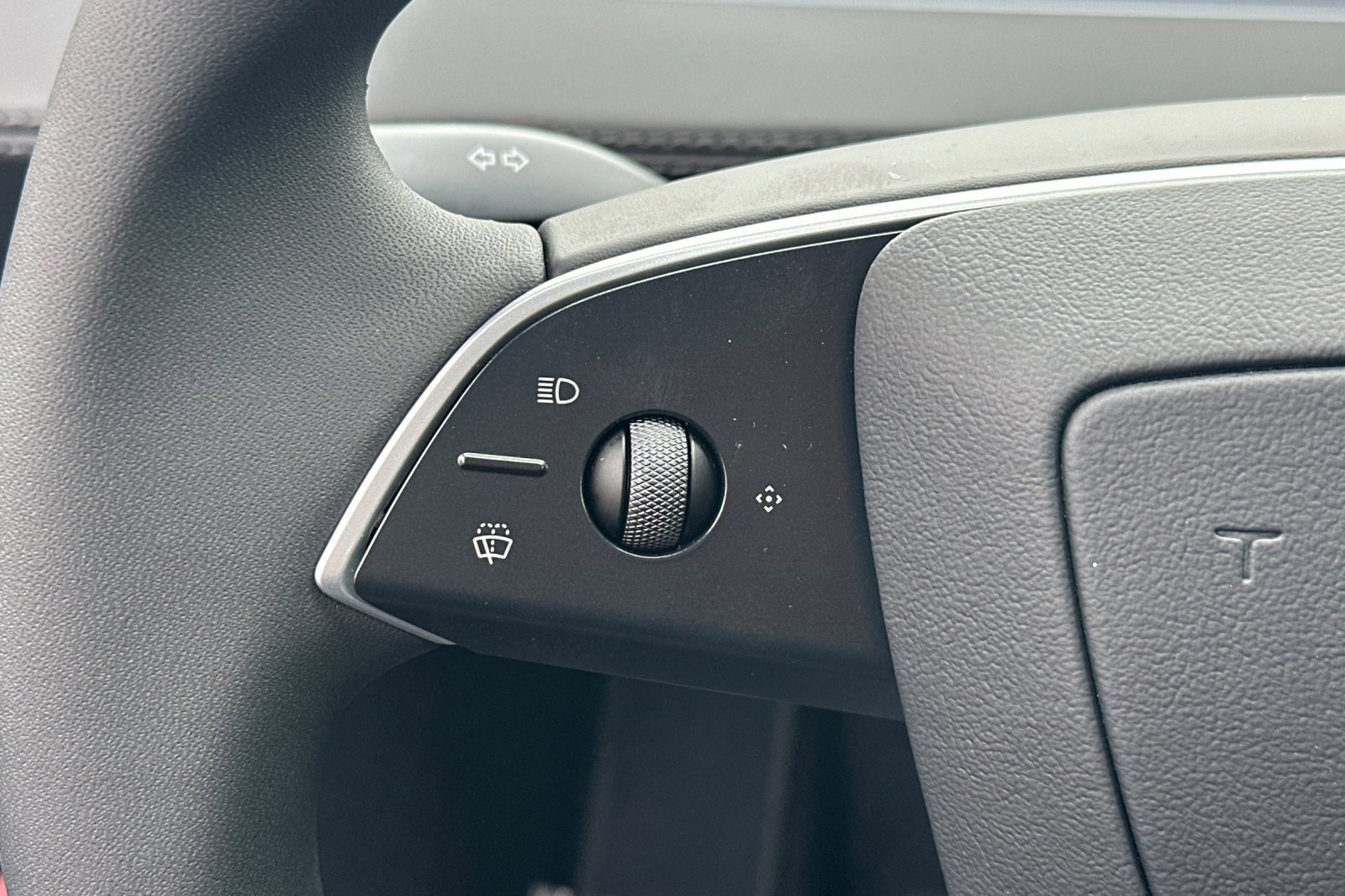 Used 2026 Tesla Model Y 2WD image 30