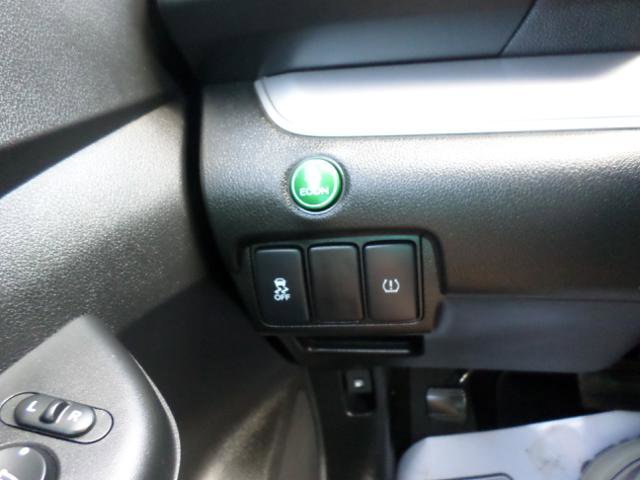 Used 2015 Honda CR-V LX image 18