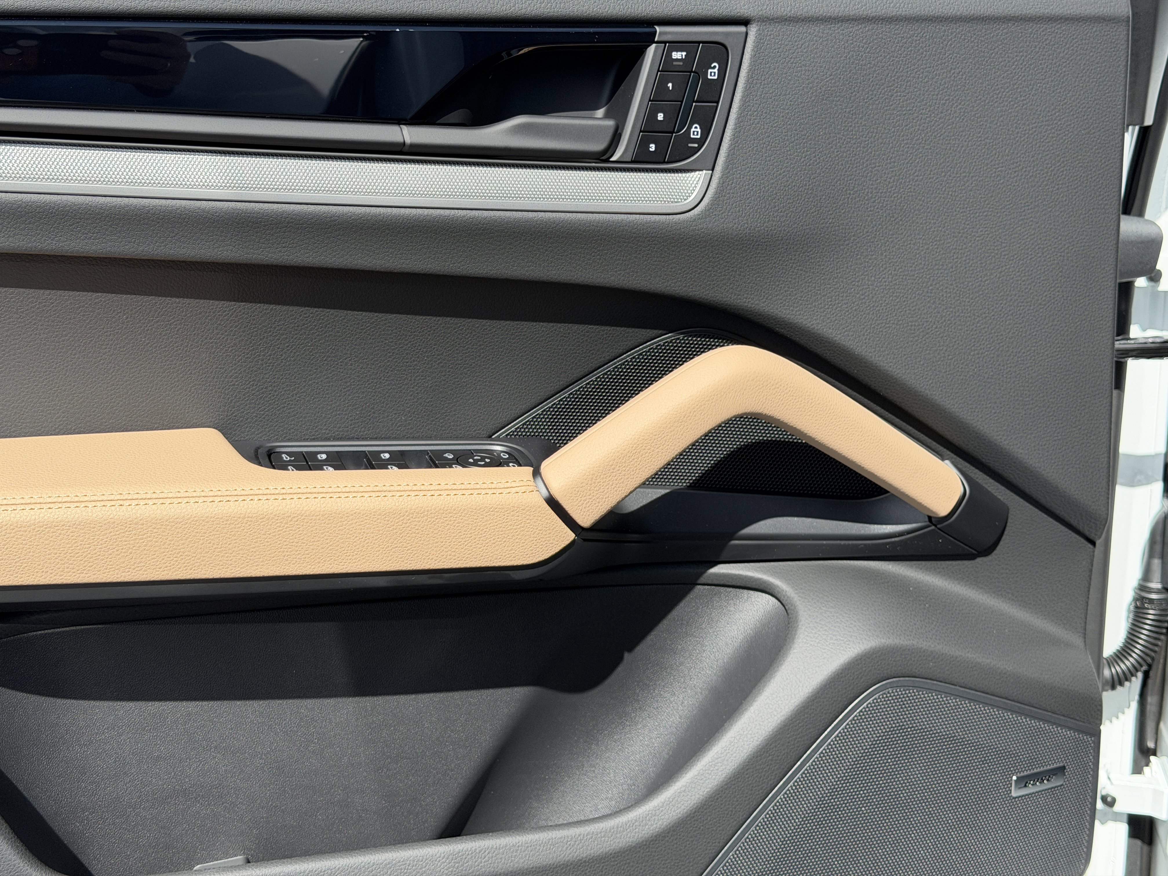 New 2026 Porsche Cayenne image 22