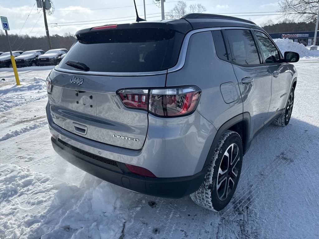 Used 2023 Jeep Compass Limited image 8