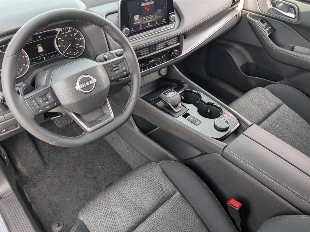 New 2026 Nissan Rogue SV AWD/4WD image 10